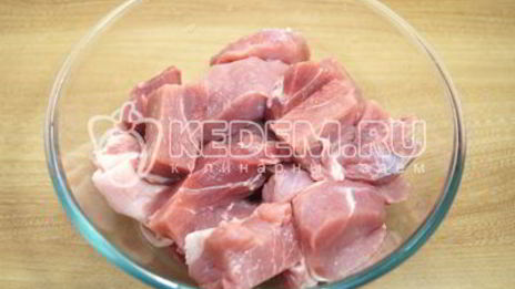 шашлык из свинины в томатном соусе