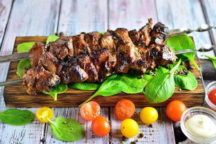 Свиной шашлык с щавелем в соевом соусе