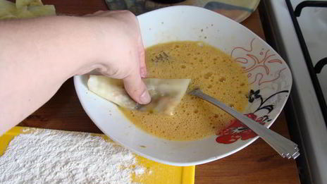 капустный шницель с грибами и овощами