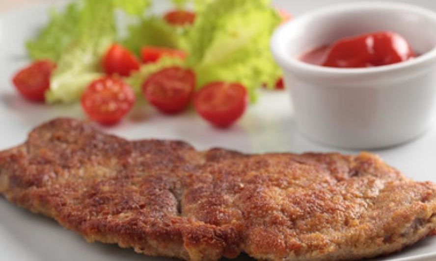 Рецепт панированного шницеля с овощами