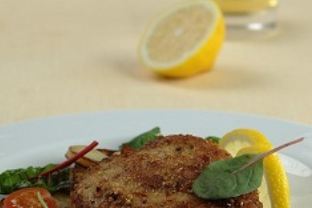 Шницель из курицы с арахисом