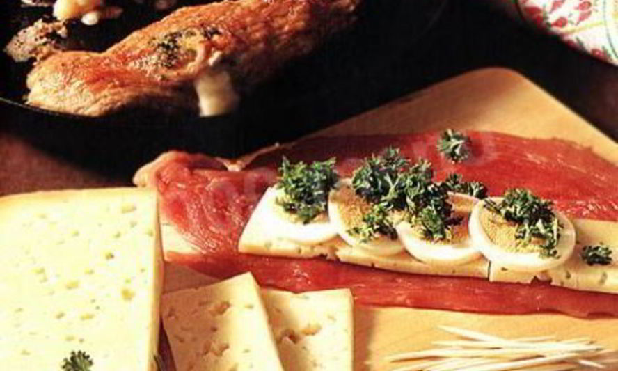 Рецепт шницеля из свинины на сковороде по-датски