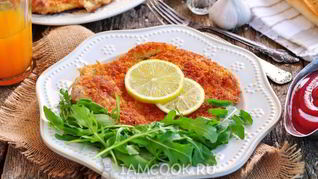 Шницель из свиной корейки на кости