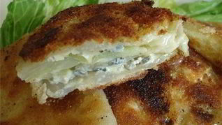 Шницель капустный с сыром