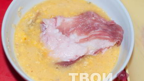 шницель на сковороде