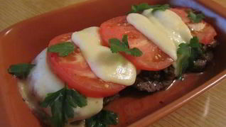 Шницель по-флорентийски с шампиньонами