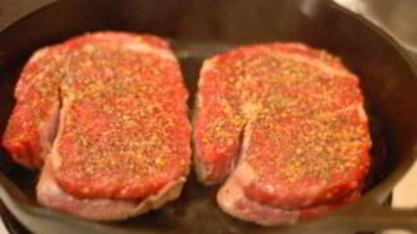 монреальский стейк