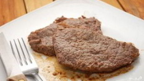 стейк из говядины жареный