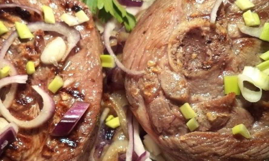 Рецепт стейка из индейки с косточкой