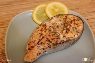 Стейк из лосося на пару