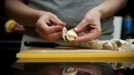 стейк на решетке