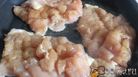 стейки из куриной грудки с картофельными дольками