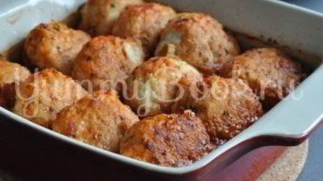 куриные тефтели в томатном соусе