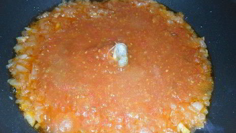 тефтели по-домашнему с шалфеем в томатном соусе