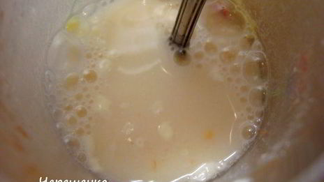 тефтели с грибами, запеченные в духовке в томатно-сметанном соусе