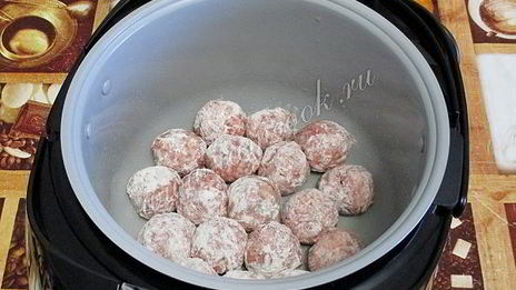 тефтели с подливкой в мультиварке