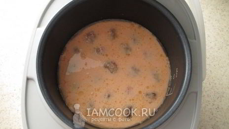 тефтели с рисом с подливкой в мультиварке