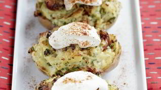 Тефтели в сметанном соусе