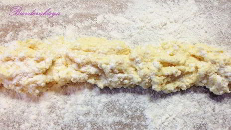 ленивые вареники с шафраном и лимонной цедрой