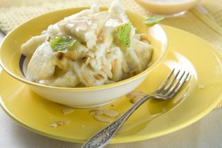 Ленивые вареники со сладким соусом