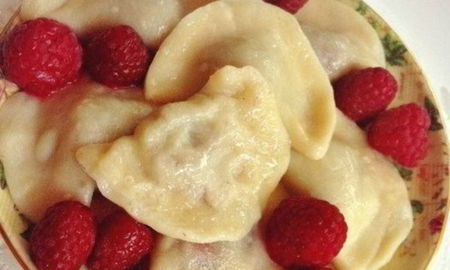 Рецепт постных вареников с малиной