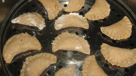 ржаные вареники с тыквой на пару, постные