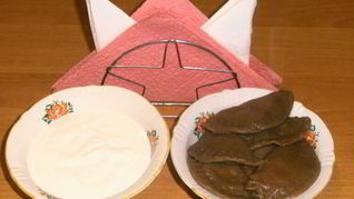 Шоколадные вареники с творогом