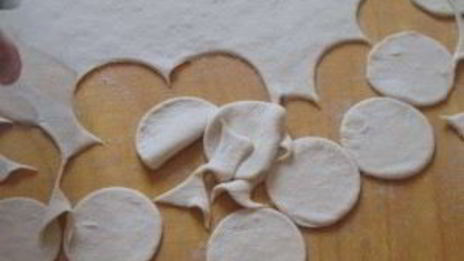 вареники с капустой и мясом