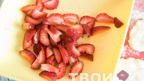 вареники с клубникой