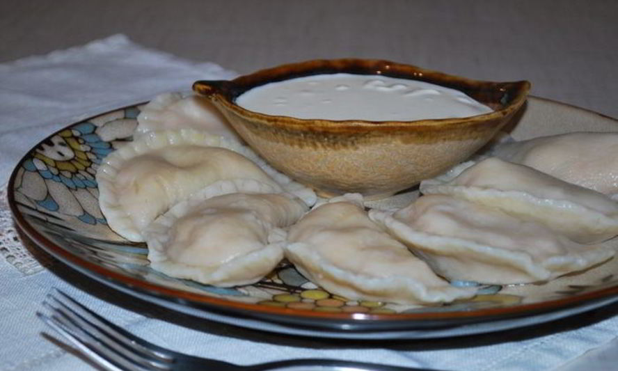 Рецепт вареников с красным творогом