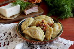 Вареники с квашеной капустой и салом