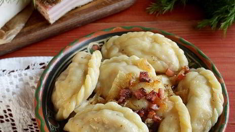 вареники с квашеной капустой и салом