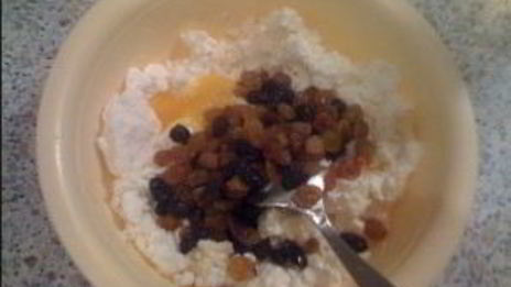 вареники с творогом и изюмом