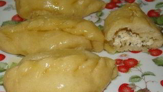 Вареники с творогом и укропом на пару