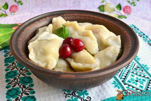 Вареники с вишнями