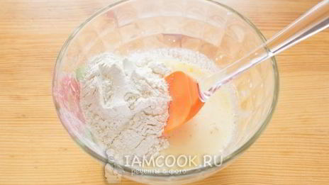 золотистые вареники с капустой