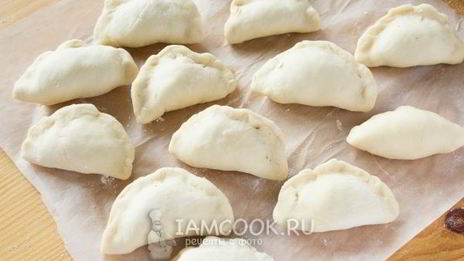 золотистые вареники с капустой