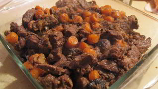 Жаркое из говядины с морковкой