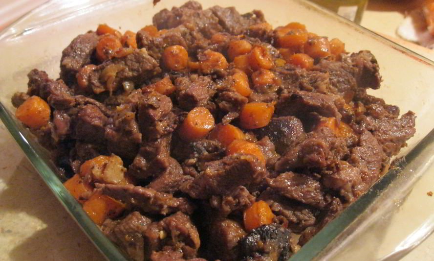 Рецепт жаркого из говядины с морковкой