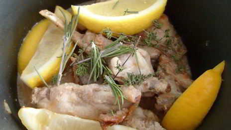 жаркое из кролика с лимоном