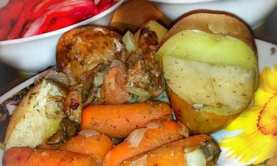 Рецепт жаркого с индюшкой и маслятами