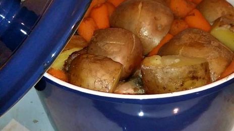 жаркое с индюшкой и маслятами