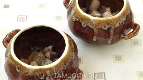 жаркое в горшочках с картошкой