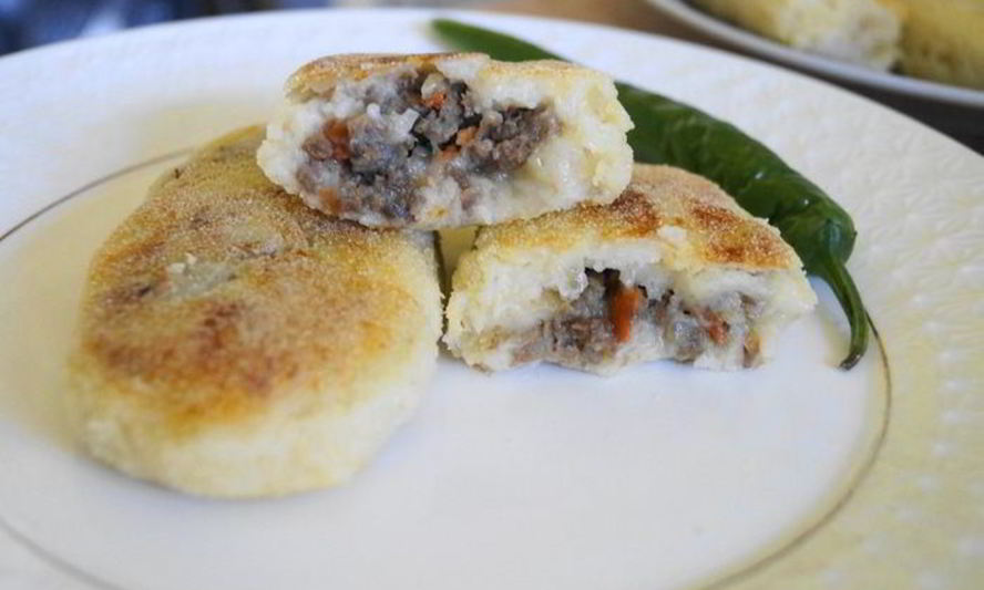 Рецепт картофельных зраз с острой мясной начинкой