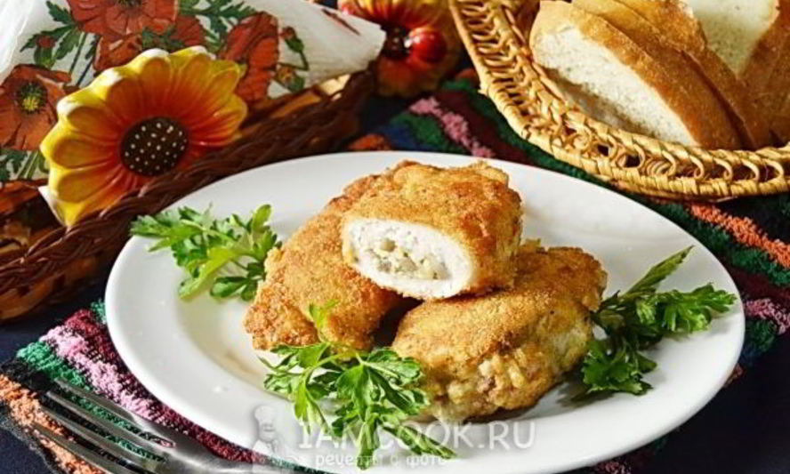 Рецепт куриных зраз с грибами