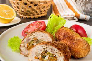 Куриные зразы с лисичками