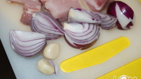 мясные зразы с сыром и яйцом