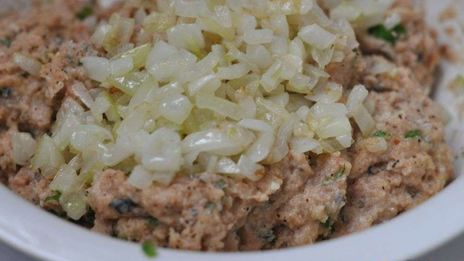 рыбные зразы с яйцом