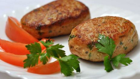 рыбные зразы с яйцом