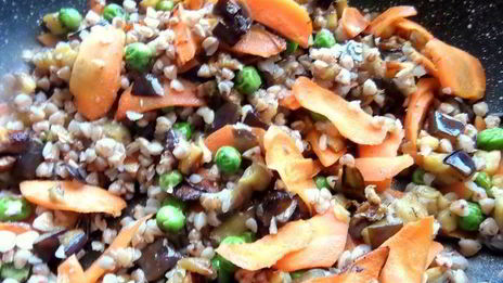 гречка с баклажаном и морковкой